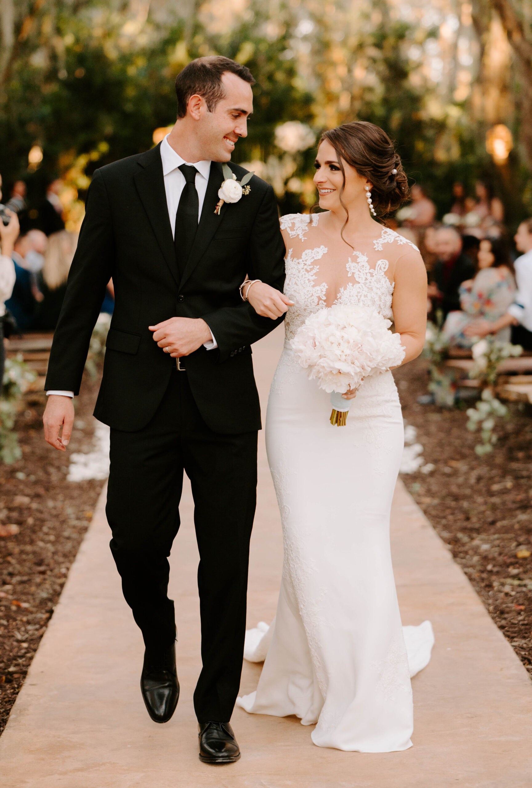 Elegant Florida Rustic Barn Wedding Plant City Florida // Tampa Bay Wedding Photographer // Brendan &amp; Gemma